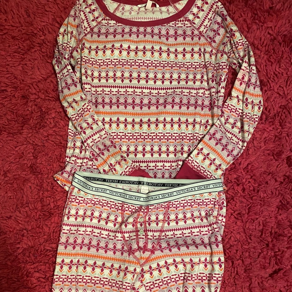 Victoria’s Secret thermal pajama SET 💖